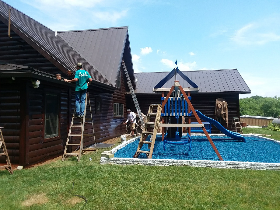 Log Home Caulking And Staining